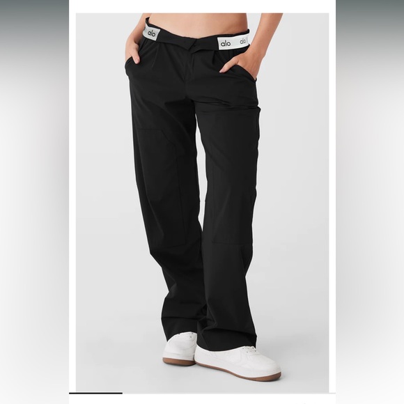 ALO Yoga Pants - ALO Yoga Flip It Trouser Black Size Medium NWT